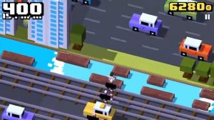 Crossy Road - over 700 Score with Pro Gamer