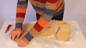 Панно из можжевельника "Кот" 70х35 см