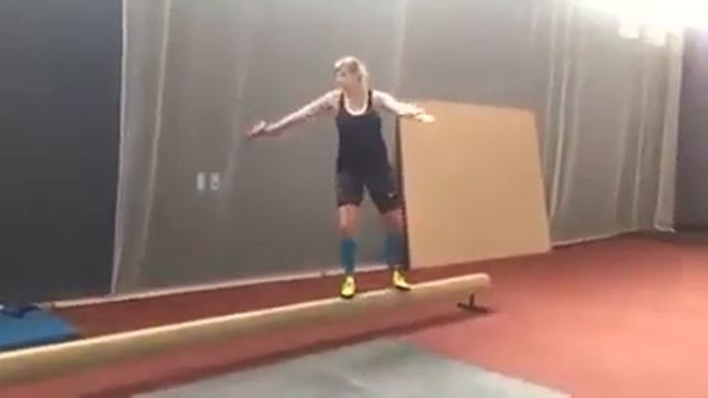 تعليم طريقة الدوران في رمي القرص(تدريبات تعديل التكنيك) смотреть онлайн