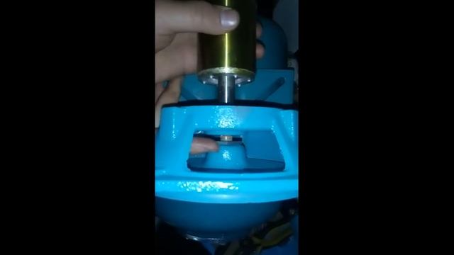 Ремонт насосной станции,проверка после ремонта.(замена сальника,подшипника,диффузора и консоли) смотреть онлайн