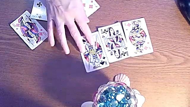 Гадание на бубнового короля/общий онлайн расклад