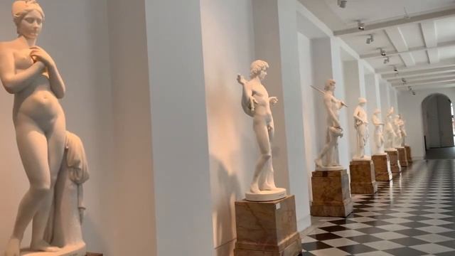 Ny Carlsberg Glyptotek | Copenhagen Vlog | Coffee, Art , Street walks смотреть онлайн