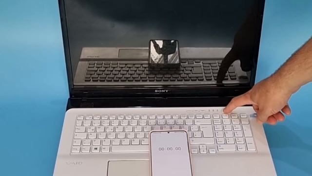 SONY VAIO SVE171G12M 8 GB RAM Intel Pentium 2,40 Ghz SSD