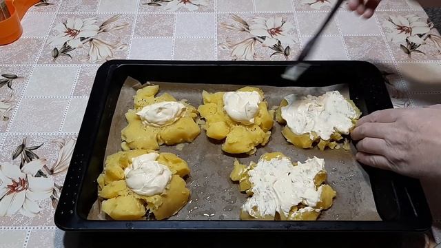 ТАК Картошку в мундире Вы еще не готовили! Вкусный ужин из того что есть всегда! смотреть онлайн