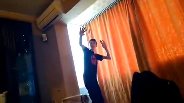 ЧТО ДЕЛАТЬ ЕСЛИ ТЕБЕ УГРОЖАЮТ смотреть онлайн