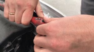 TOYOTA COROLLA E150 УСТАНОВКА ГАЗОВЫХ УПОРОВ КАПОТА