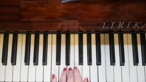 Музыка из к/ф "Вам и не снилось" - левая рука