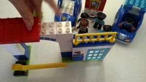 Лего дупло Полицейский участок. LEGO DUPLO Police station 10902 и Police patrol 10809