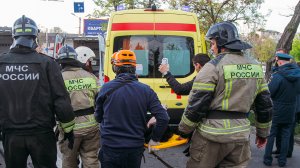 В Севастополе сотрудники МЧС и иных служб ликвидировали последствия ДТП с маршрутным автобусом