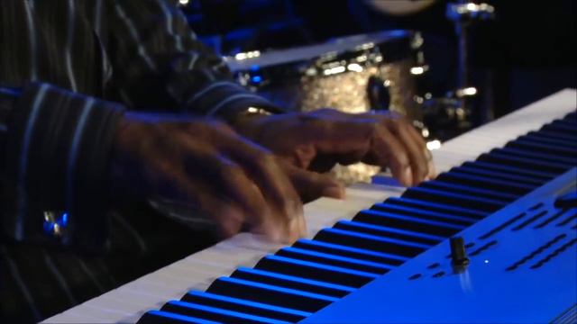 Greg Phillinganes Performance at NAMM 2016 (Part 2 of 8) смотреть онлайн