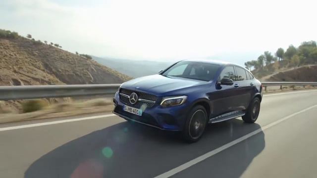Mercedes GLC Coupe vs Mercedes GLC Road Test смотреть онлайн