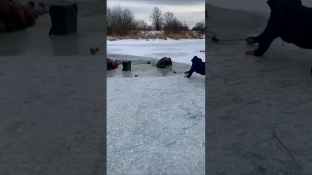 Первый день на зимней рыбалке 🎣