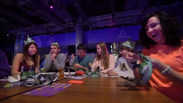 Игра "Полная ребусня" в Cyberspace смотреть онлайн