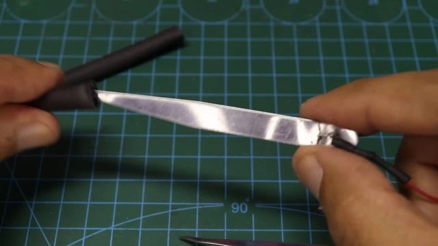 4 Awesome Uses for old phone charger! смотреть онлайн