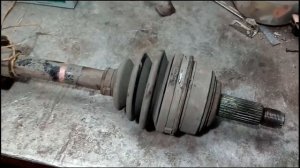 Что стало с пыльником  через 3 года и пробег 35 тКм. Показываю состояние пыльника шруса.