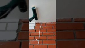 Електровалик, краскопульт Bosch PPR250 в роботі