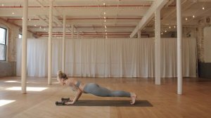 60 Minute Total Body Yoga Sculpt with Kaylie Daniels // Power Sculpt Barre Cardio HIIT Pilates //