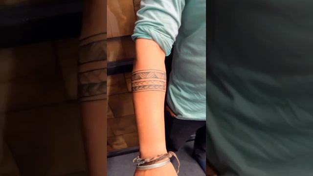 Armband #tattoo #tattootime #tattooideas #dtattoohub #tattooartist #tattooworld #tattoodesigns #art