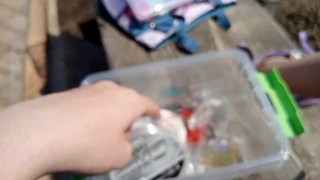 Что у меня есть из бисера??+сделала маленькое колечко. На улице отличная погода☀️? смотреть онлайн