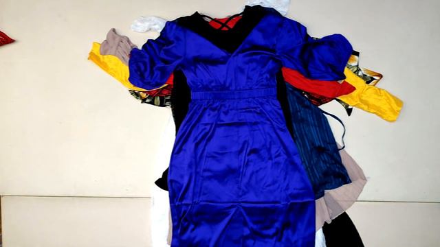 Продано! 180-442 #811 Платья Сток Весна-лето Европа смотреть онлайн