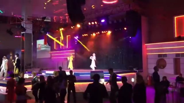 Ансамбл "Сабрина" С праздником Лукойл. смотреть онлайн