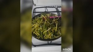 Черемша с томатной пастой.