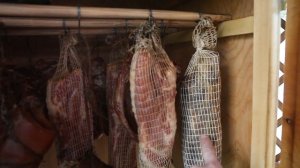 Коптим свиную грудинку, рёбра, шпик и ветчину из крольчатины! Холодное копчение!