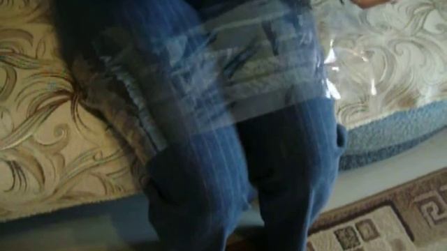 Чистим одежду скотчем смотреть онлайн