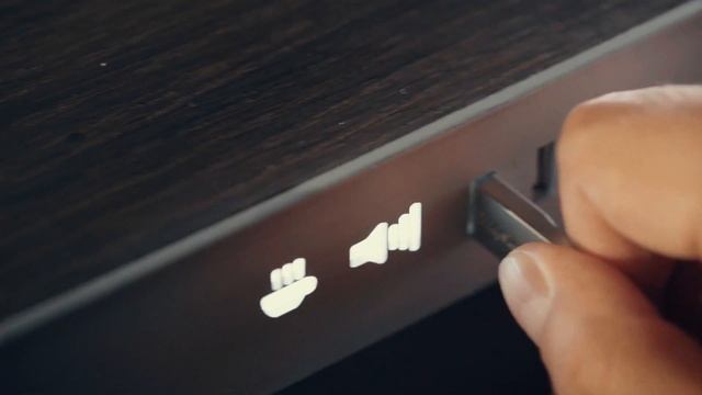 Умный стол трансформер Tabula Sense. Мебель-трансформер.рф