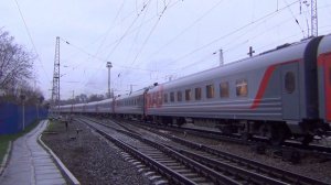 Электровоз ЭП1М-522 с поездом №146 Москва — Назрань