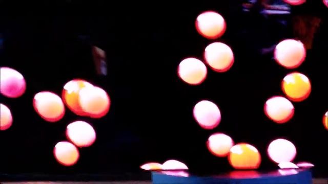 LG OLED 55" DOUBLE SIDED MONITOR. 1 OF 10 WORLDWIDE смотреть онлайн